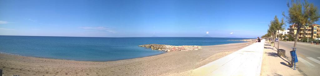 Appartamenti Vacanze Mareemare Capo d'Orlando Bagian luar foto