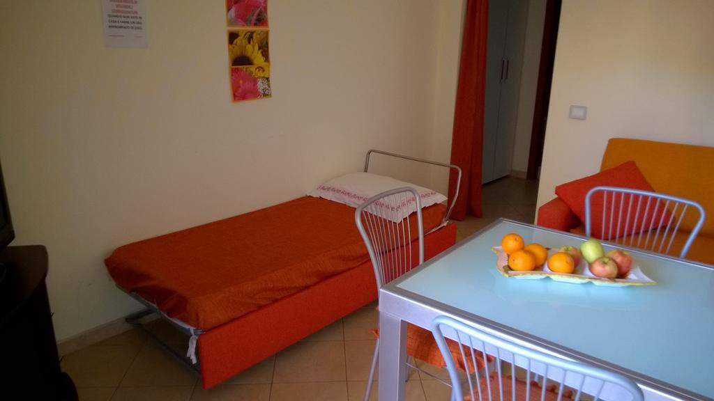 Appartamenti Vacanze Mareemare Capo d'Orlando Bagian luar foto