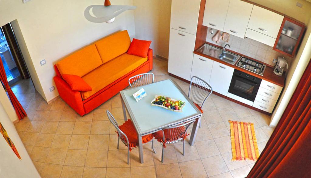 Appartamenti Vacanze Mareemare Capo d'Orlando Bagian luar foto
