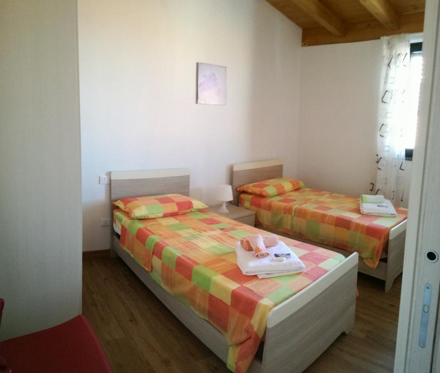 Appartamenti Vacanze Mareemare Capo d'Orlando Bagian luar foto
