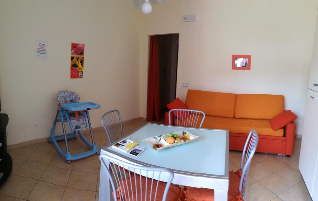 Appartamenti Vacanze Mareemare Capo d'Orlando Bagian luar foto