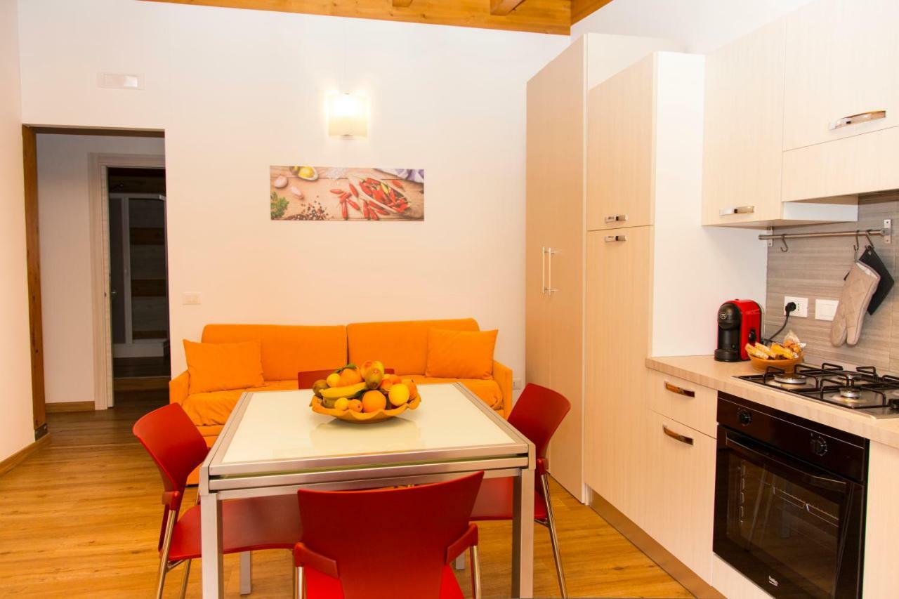 Appartamenti Vacanze Mareemare Capo d'Orlando Bagian luar foto